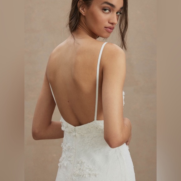 NWT BHLDN Meadow V-Neck Floral Appliqué Sheath Wedding Dress - Picture 4 of 12